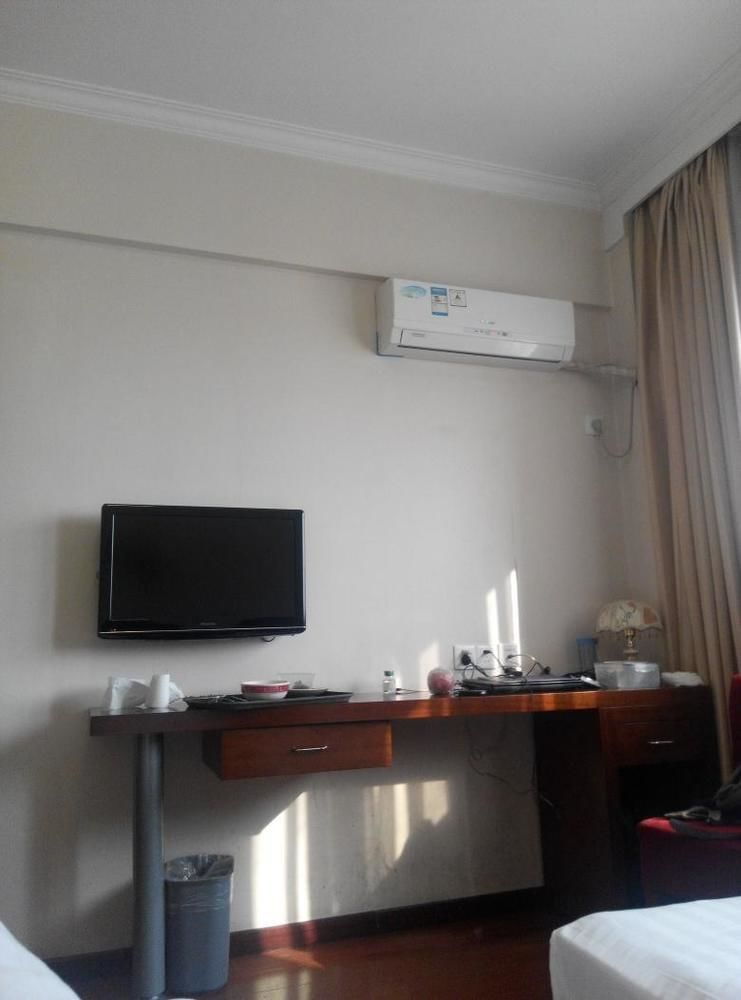 Tianjin Jingjin Hotel Esterno foto