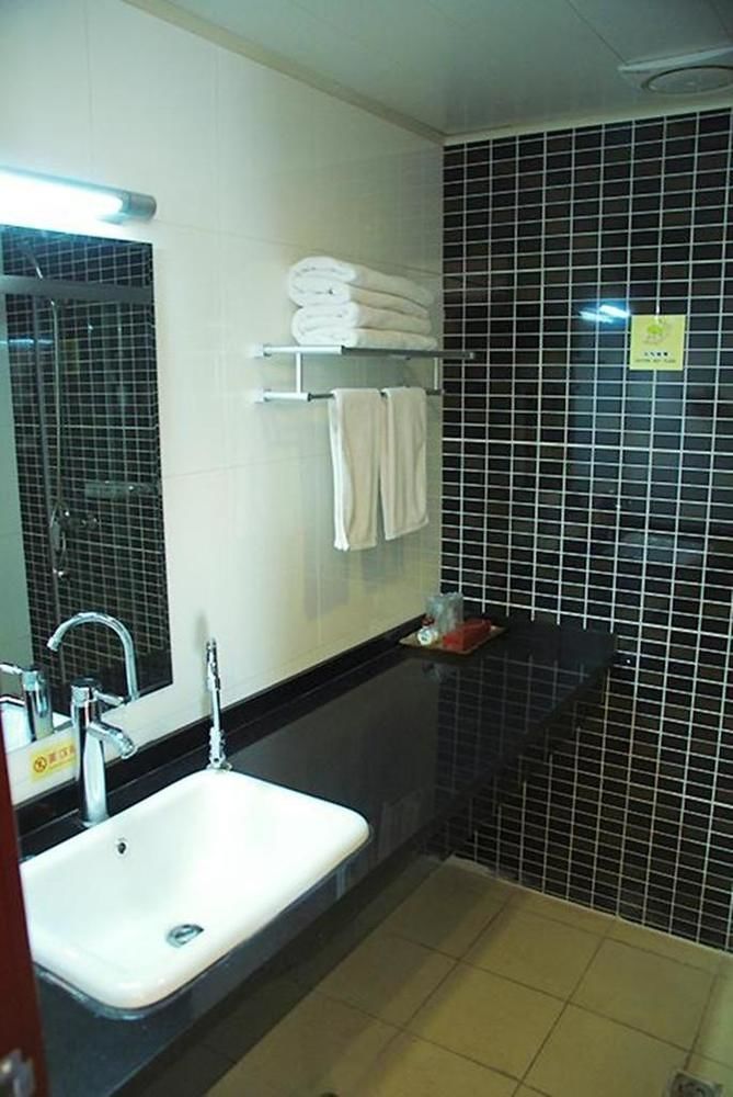 Tianjin Jingjin Hotel Esterno foto