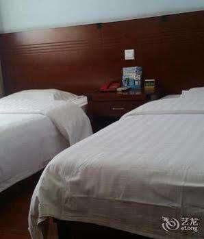Tianjin Jingjin Hotel Esterno foto