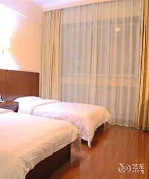 Tianjin Jingjin Hotel Esterno foto