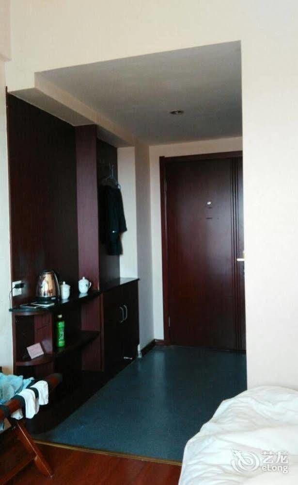 Tianjin Jingjin Hotel Esterno foto